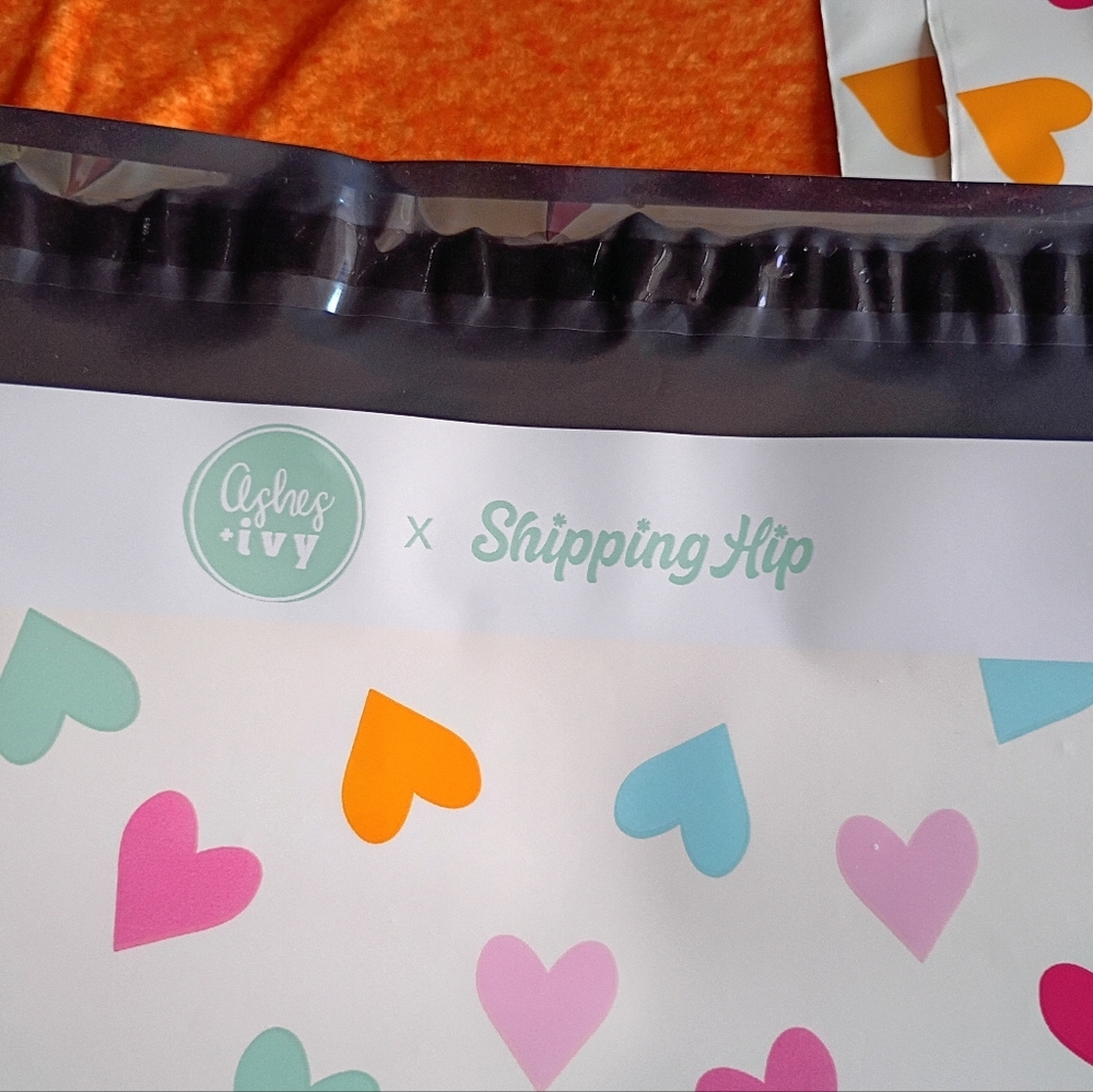 20ct 10x13in Valentine's Day Shipping Hip Polymailers - Picture 3 of 3